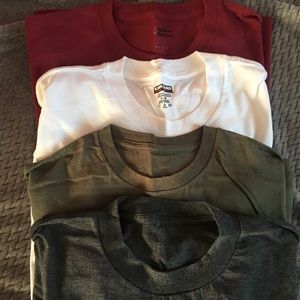 4 Plain T-Shirts